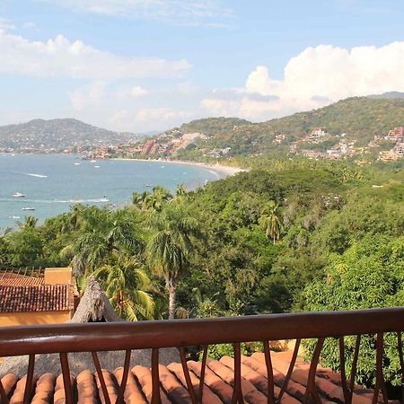 Hotel Casa Don Francisco Ixtapa  Exteriör bild