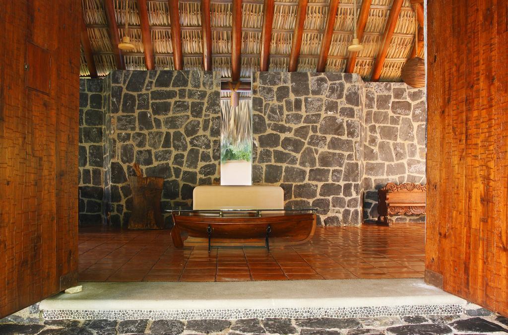 Hotel Casa Don Francisco Ixtapa  Exteriör bild